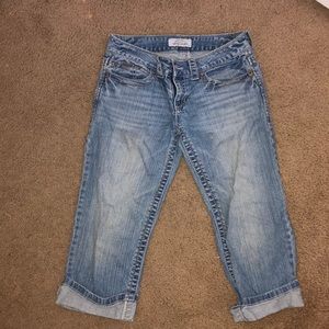 Aeropostale Capri jeans.